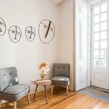 Sao Bento Palace Three-bedroom W/ Parking - By Lu Holidays Apartmán