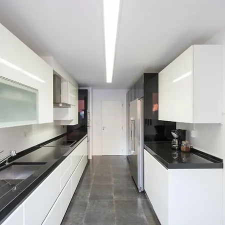 Sao Bento Palace Three-bedroom W/ Parking - By Lu Holidays Apartmán Lisboa